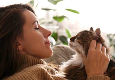 lady with cat